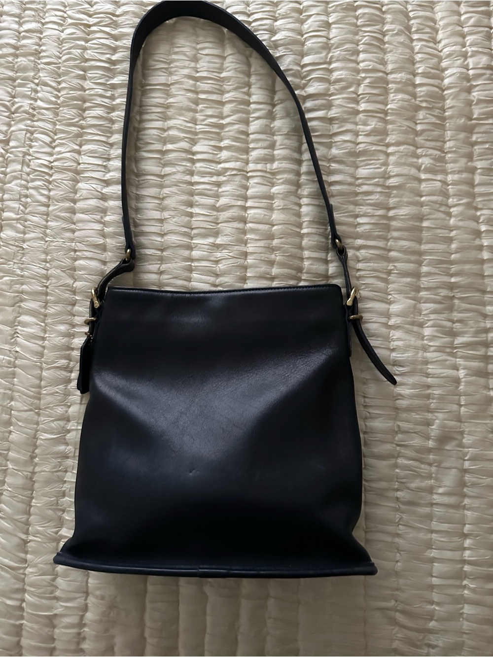 Classic coach navy blue shoulder bag